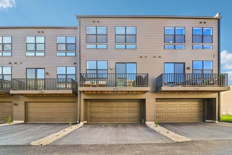 Tiny photo for 352 Summit Circle, Lombard, IL 60148 (MLS # 12744642)