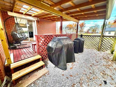 Tiny photo for 222 HICKORY Street, Flora, IL 62839 (MLS # EB460561)