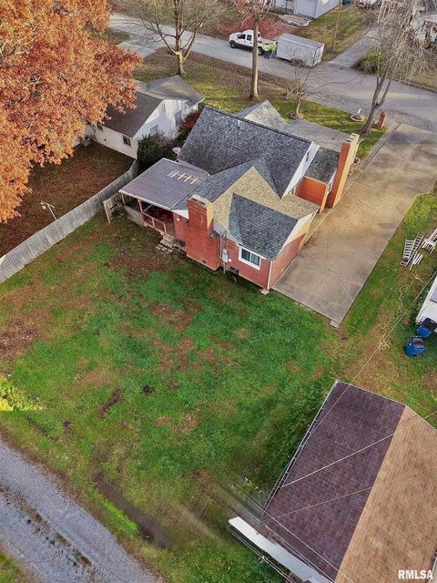 Tiny photo for 222 HICKORY Street, Flora, IL 62839 (MLS # EB460561)