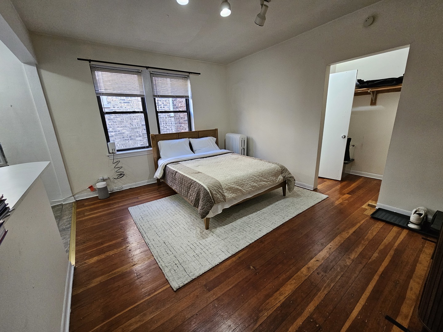 644 W Wrightwood Avenue 309