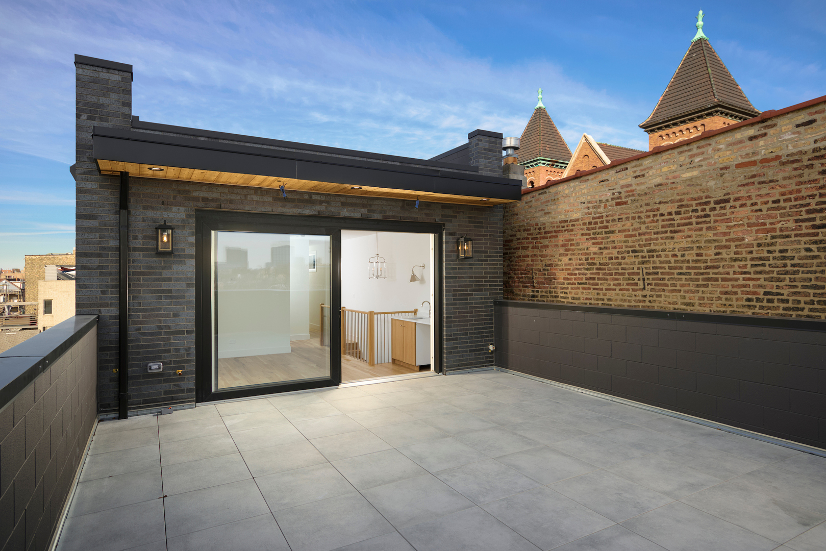 1402 W Chestnut Street 3