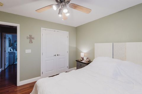 Tiny photo for 1505 Hawkeye Court, Cartervill, IL 62918 (MLS # 100000039)