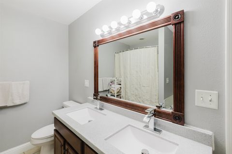 Tiny photo for 1505 Hawkeye Court, Cartervill, IL 62918 (MLS # 100000039)