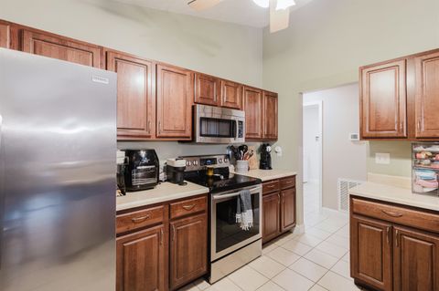 Tiny photo for 1505 Hawkeye Court, Cartervill, IL 62918 (MLS # 100000039)