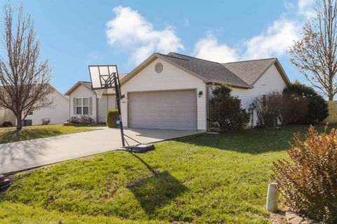 Tiny photo for 1505 Hawkeye Court, Cartervill, IL 62918 (MLS # 100000039)