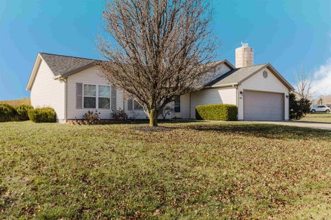 Tiny photo for 1505 Hawkeye Court, Cartervill, IL 62918 (MLS # 100000039)