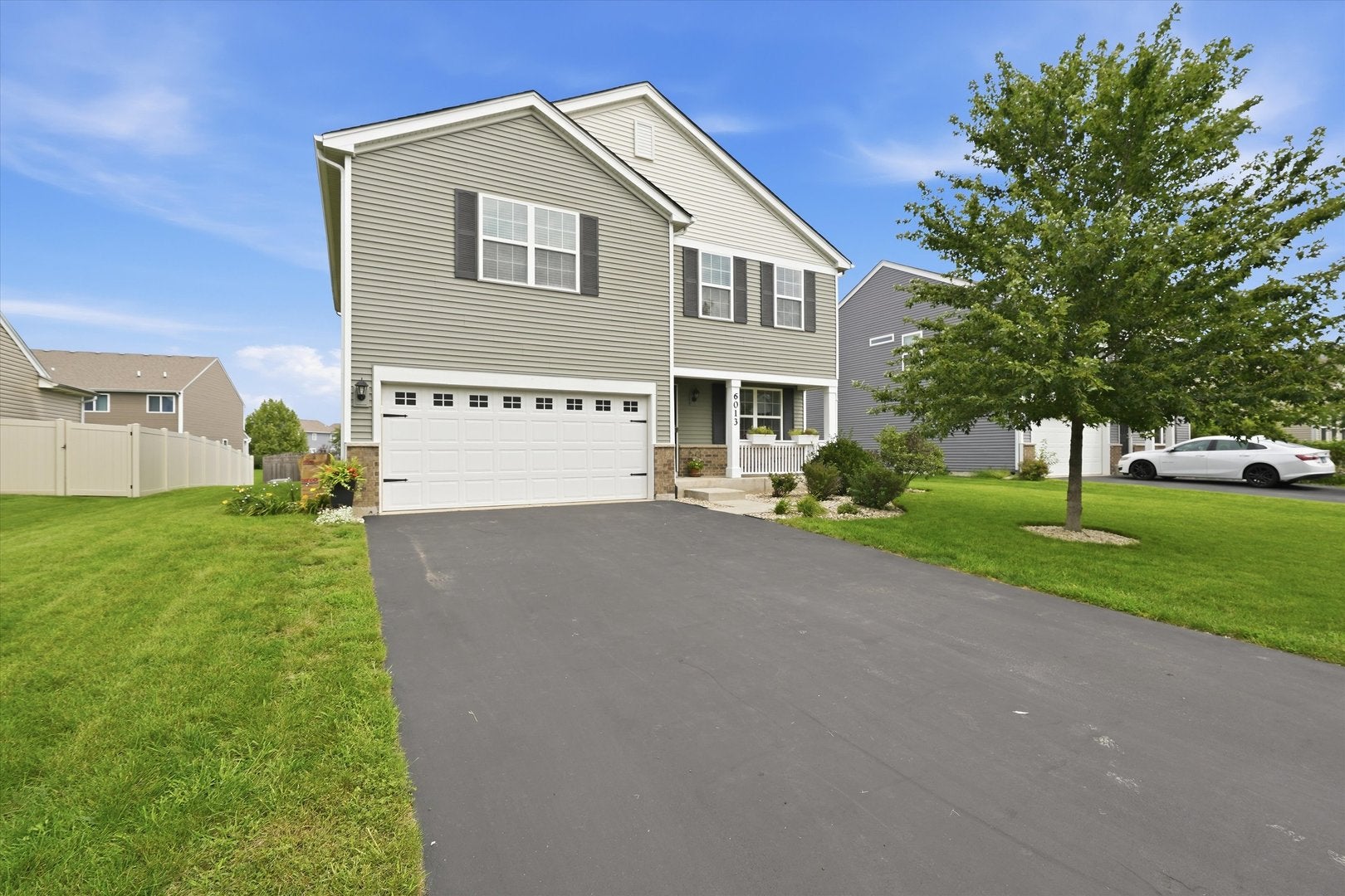 6013 Autumn Oaks Drive