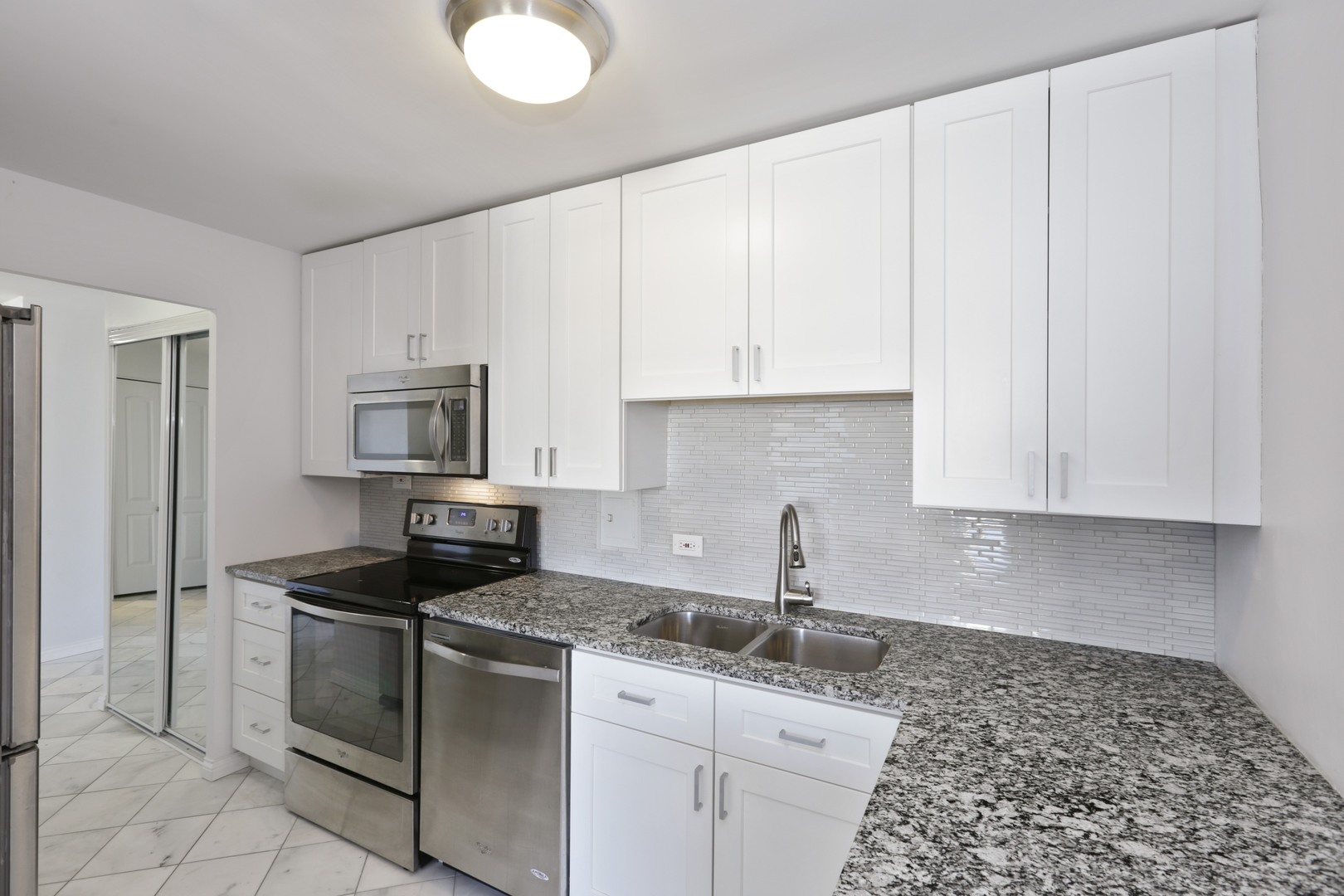 5701 N Sheridan Road 22H