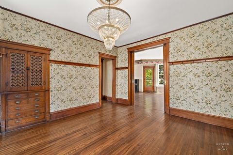 Tiny photo for 84 N Walkup Avenue, Crystal Lake, IL 60014 (MLS # 12423955)