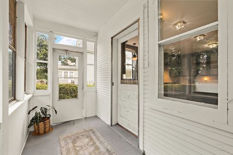 Tiny photo for 84 N Walkup Avenue, Crystal Lake, IL 60014 (MLS # 12423955)