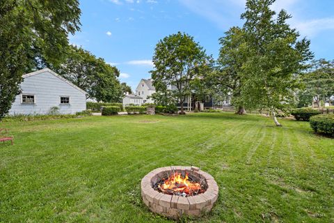 Tiny photo for 84 N Walkup Avenue, Crystal Lake, IL 60014 (MLS # 12423955)