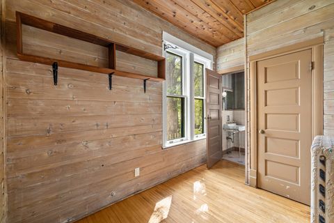 Tiny photo for 84 N Walkup Avenue, Crystal Lake, IL 60014 (MLS # 12423955)