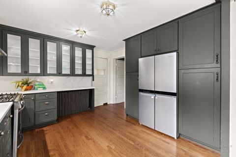 Tiny photo for 84 N Walkup Avenue, Crystal Lake, IL 60014 (MLS # 12423955)