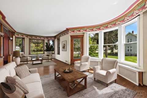 Tiny photo for 84 N Walkup Avenue, Crystal Lake, IL 60014 (MLS # 12423955)