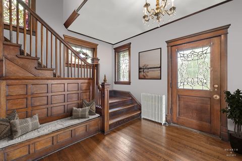 Tiny photo for 84 N Walkup Avenue, Crystal Lake, IL 60014 (MLS # 12423955)