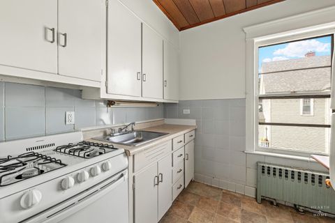 Tiny photo for 84 N Walkup Avenue, Crystal Lake, IL 60014 (MLS # 12423955)