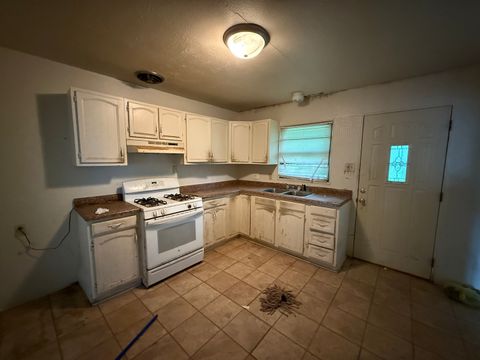 Tiny photo for 1869 Summit Avenue, Kankakee, IL 60901 (MLS # 12369016)