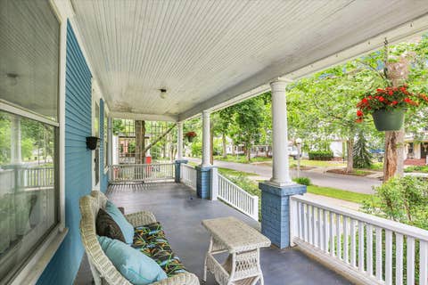 Tiny photo for 603 W Illinois Street, Urbana, IL 61801 (MLS # 12672456)