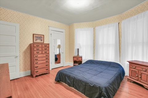 Tiny photo for 603 W Illinois Street, Urbana, IL 61801 (MLS # 12672456)