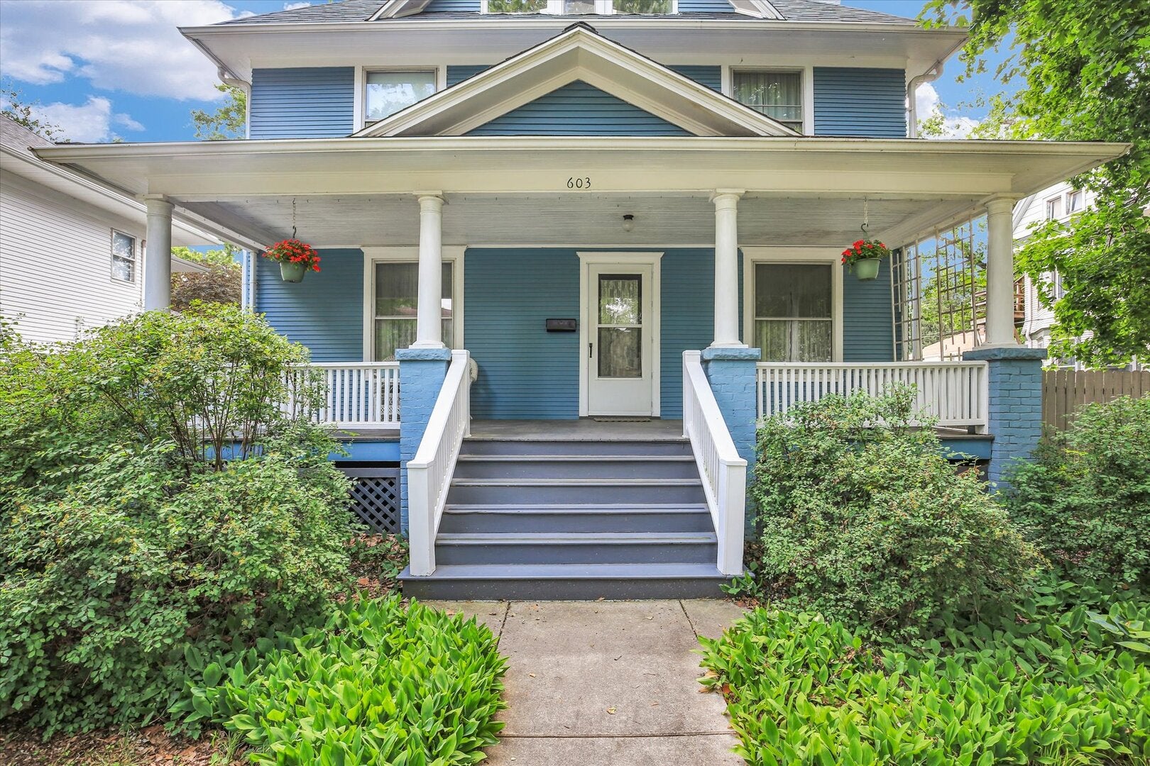 603 W Illinois Street