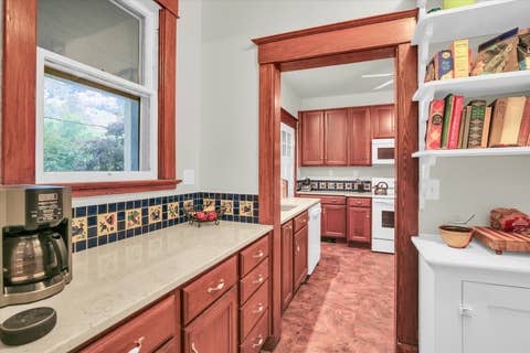 Tiny photo for 603 W Illinois Street, Urbana, IL 61801 (MLS # 12672456)