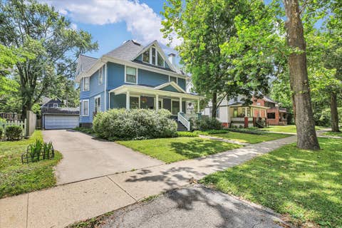 Tiny photo for 603 W Illinois Street, Urbana, IL 61801 (MLS # 12672456)