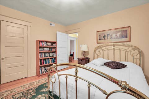 Tiny photo for 603 W Illinois Street, Urbana, IL 61801 (MLS # 12672456)