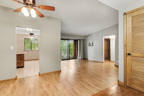 Tiny photo for 14033 S Laramie Avenue #420, Crestwood, IL 60418 (MLS # 12770202)