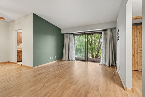 Tiny photo for 14033 S Laramie Avenue #420, Crestwood, IL 60418 (MLS # 12770202)