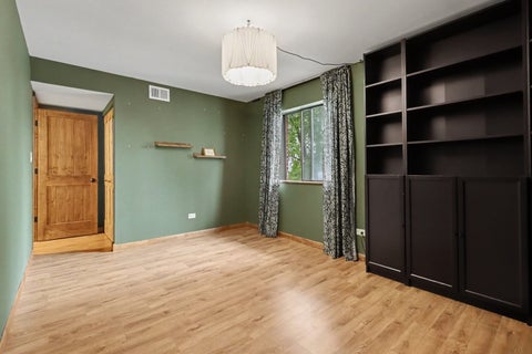 Tiny photo for 14033 S Laramie Avenue #420, Crestwood, IL 60418 (MLS # 12770202)