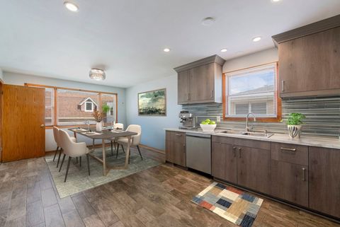 Tiny photo for 4613 Madison Avenue, Brookfield, IL 60513 (MLS # 12492200)