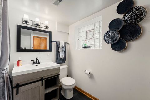 Tiny photo for 4613 Madison Avenue, Brookfield, IL 60513 (MLS # 12492200)