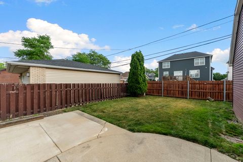 Tiny photo for 4613 Madison Avenue, Brookfield, IL 60513 (MLS # 12492200)