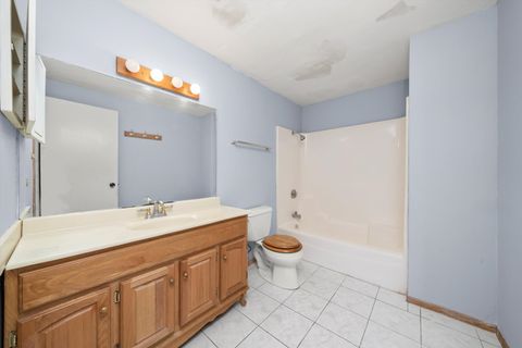 Tiny photo for 152 Oakhurst Road, Matteson, IL 60443 (MLS # 12586687)