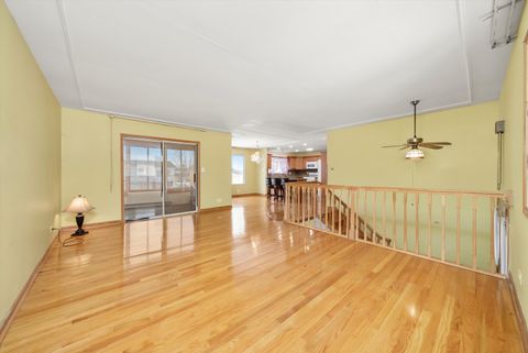 Tiny photo for 152 Oakhurst Road, Matteson, IL 60443 (MLS # 12586687)