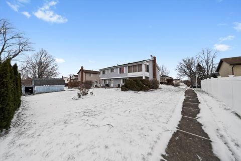 Tiny photo for 152 Oakhurst Road, Matteson, IL 60443 (MLS # 12586687)
