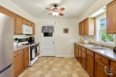 Tiny photo for 2205 W Hickory Street, Kankakee, IL 60901 (MLS # 12678261)