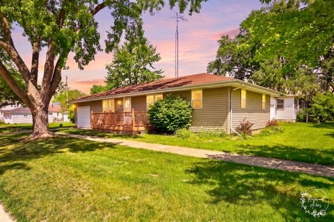 Tiny photo for 2205 W Hickory Street, Kankakee, IL 60901 (MLS # 12678261)