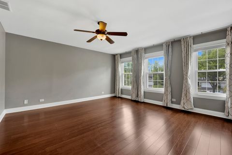Tiny photo for 347 W Prairie Circle, Itasca, IL 60143 (MLS # 12656124)