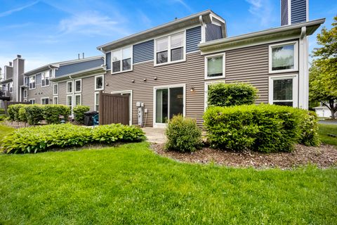 Tiny photo for 347 W Prairie Circle, Itasca, IL 60143 (MLS # 12656124)