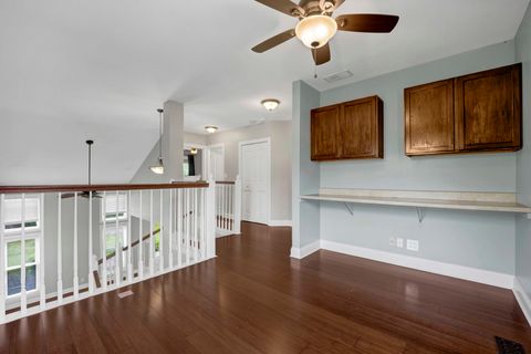 Tiny photo for 347 W Prairie Circle, Itasca, IL 60143 (MLS # 12656124)