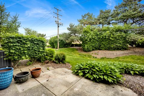 Tiny photo for 347 W Prairie Circle, Itasca, IL 60143 (MLS # 12656124)