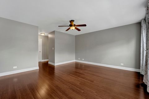 Tiny photo for 347 W Prairie Circle, Itasca, IL 60143 (MLS # 12656124)