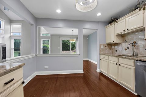 Tiny photo for 347 W Prairie Circle, Itasca, IL 60143 (MLS # 12656124)