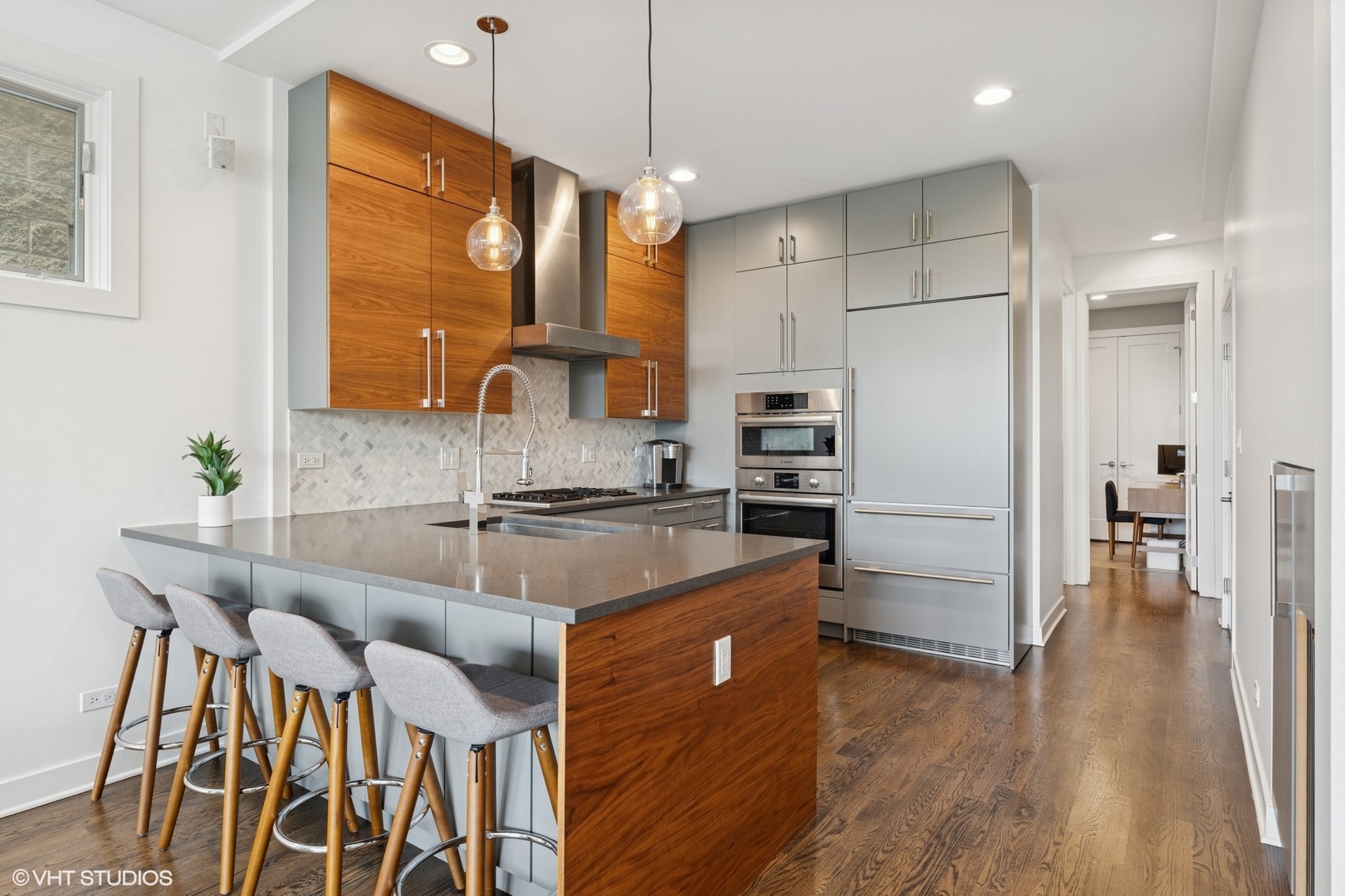 1459 W Grand Avenue 2