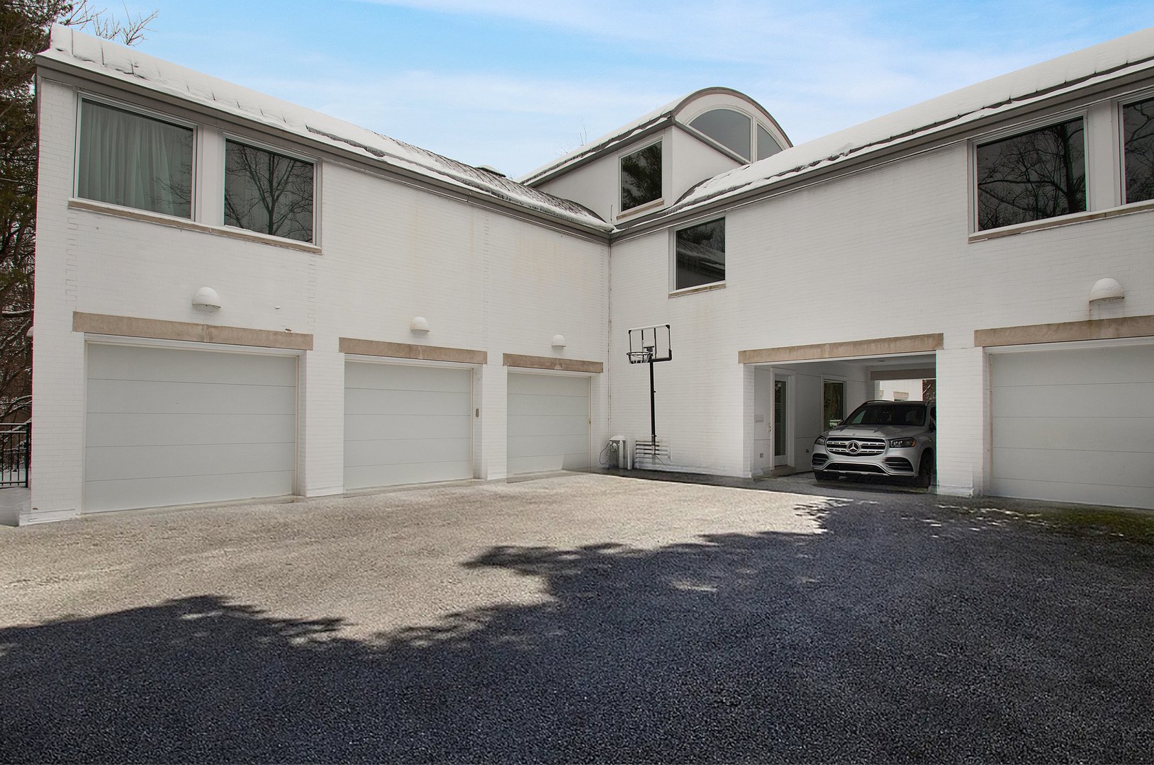 732 Bronson Lane