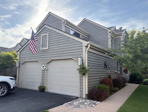 Photo of 414 White Oak Lane, Barrington, IL 60010 (MLS # 12673349)