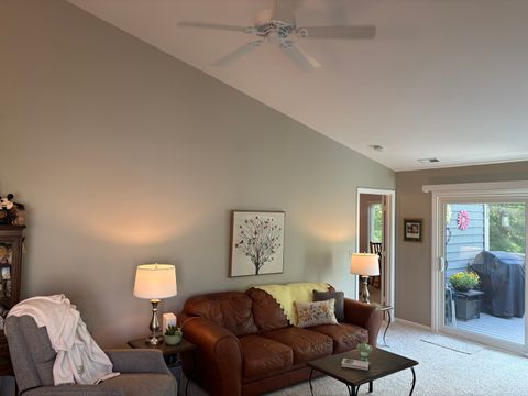 Tiny photo for 414 White Oak Lane, Barrington, IL 60010 (MLS # 12673349)