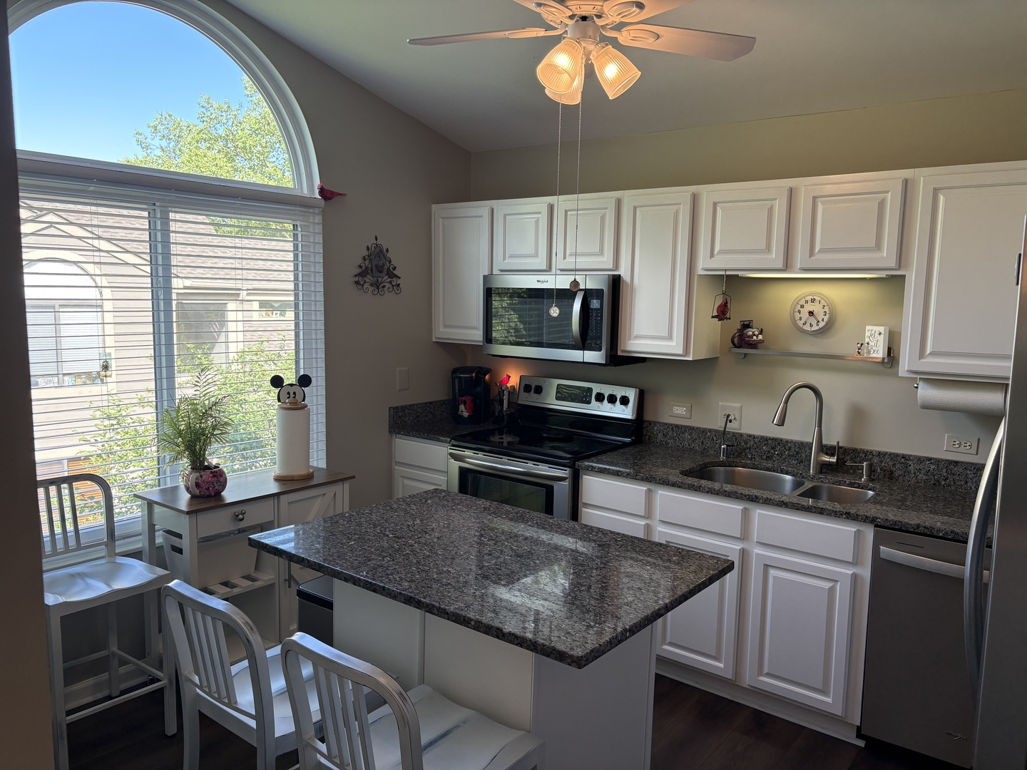 414 White Oak Lane