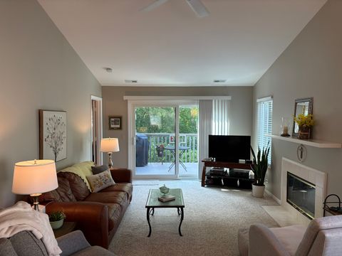 Tiny photo for 414 White Oak Lane, Barrington, IL 60010 (MLS # 12673349)